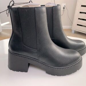 NEW Black Boots